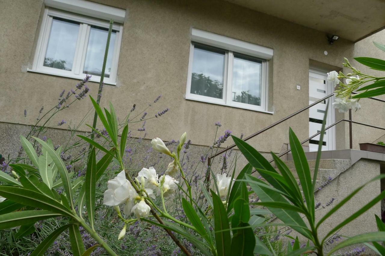 Zola Apartment Zagreb Exterior photo